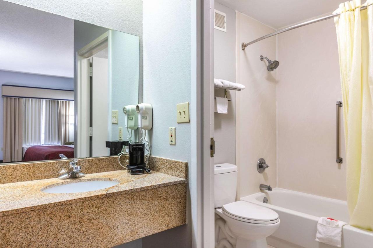 Royal Palms Inn Stockbridge Εξωτερικό φωτογραφία
